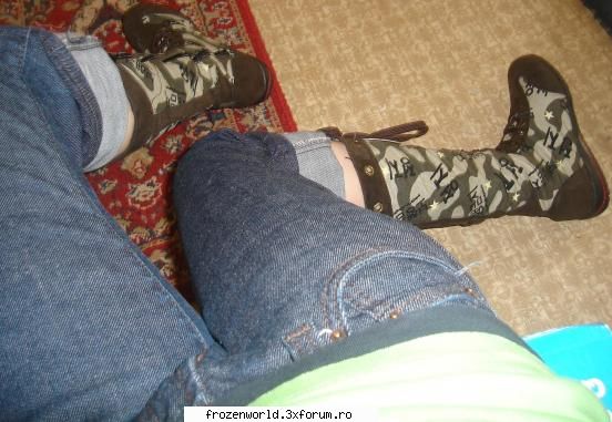 yuck! :))) 0
e a irinei?? :uimit:  :uimit: jocul pozelor 2.0